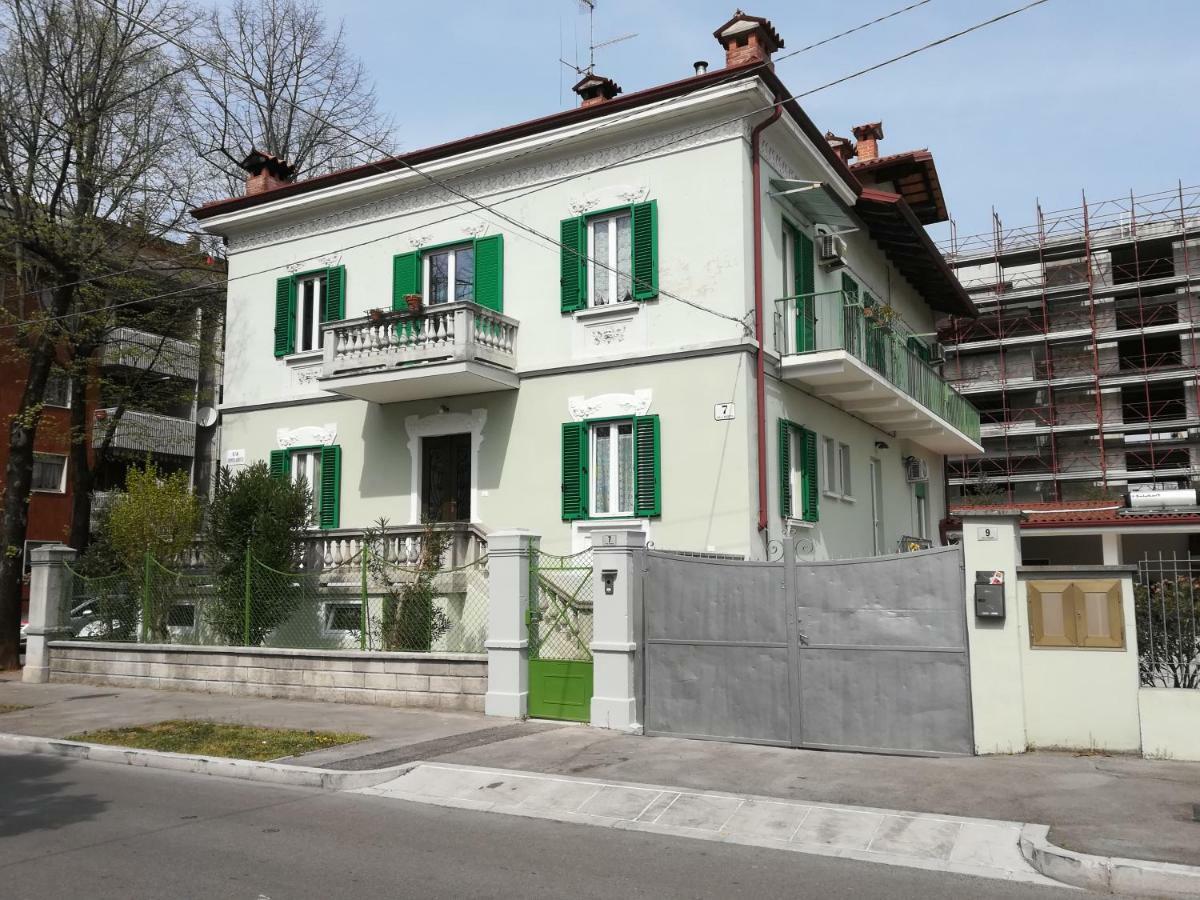 Agli Oleandri Appartamento In Villa Con Con Parcheggio Gorizia Buitenkant foto